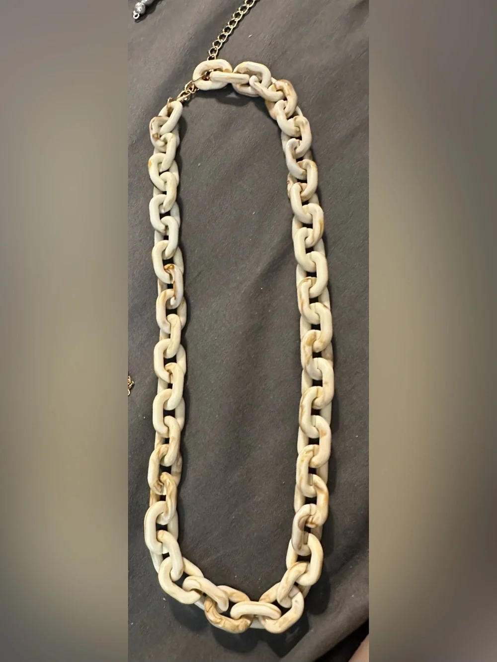 NWT INC Gold-Tone Large Color Link Statement Necklace, 23 + 3 Extender